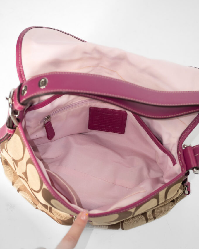 Vintage Turnlock Monogram Flap Bag – Pink Trim