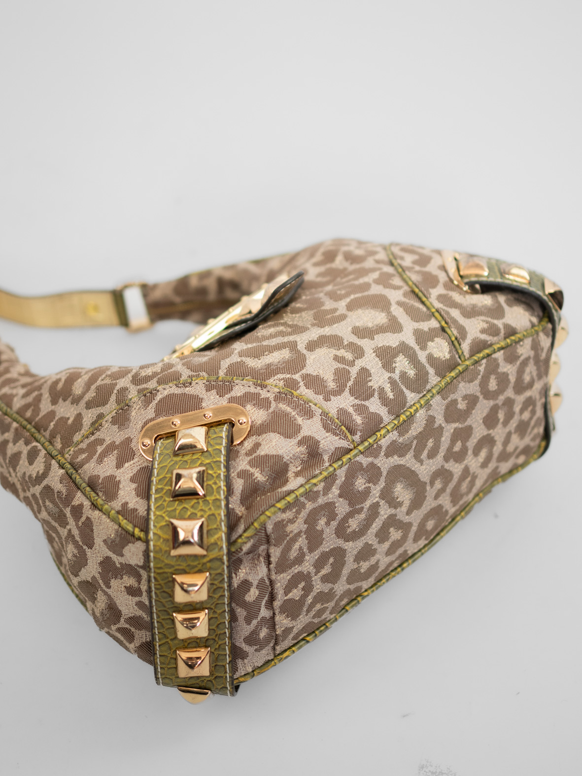 Rare Vintage Guess Leo Shoulder Bag – 00s Archive - Image 11