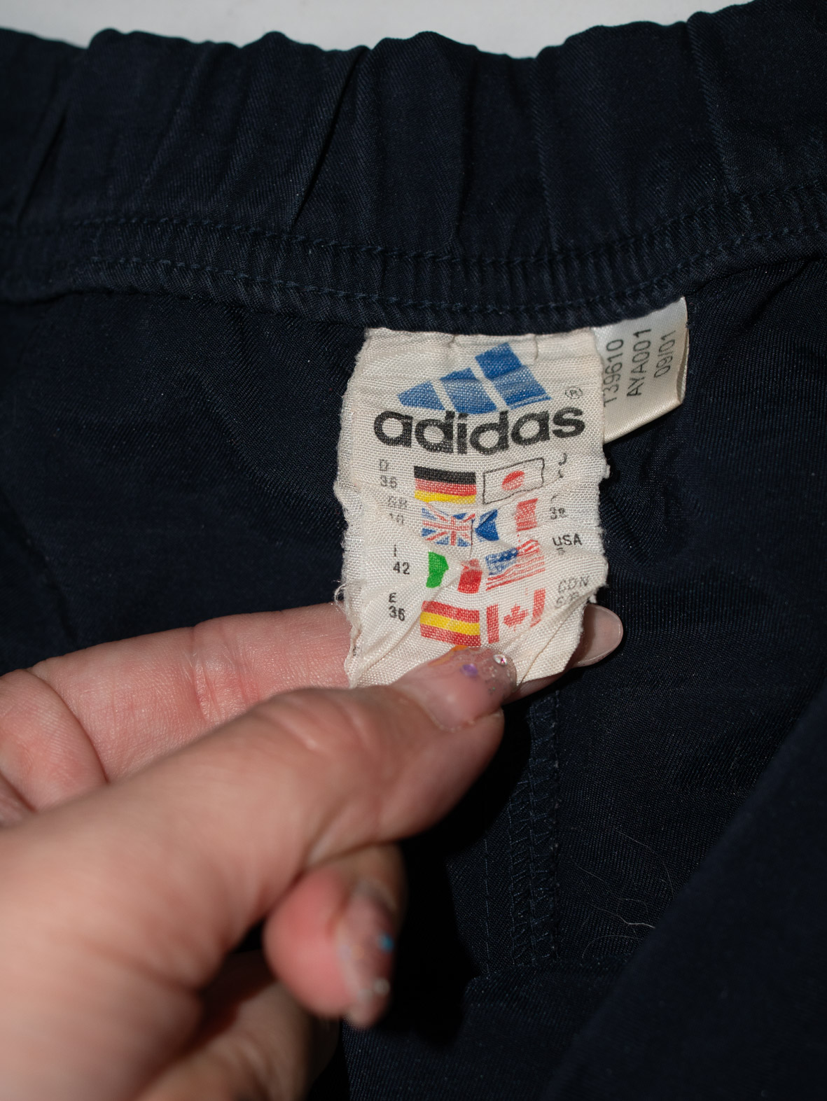 Vintage Adidas Shorts - S/M - Image 3