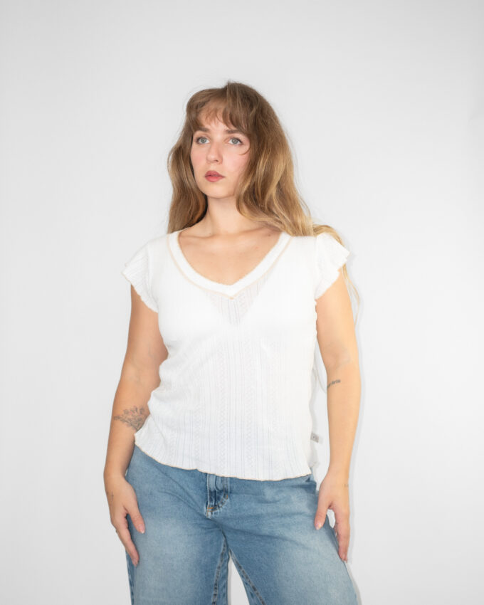 Vintage Marlboro V-Neck Baby Tee  - M