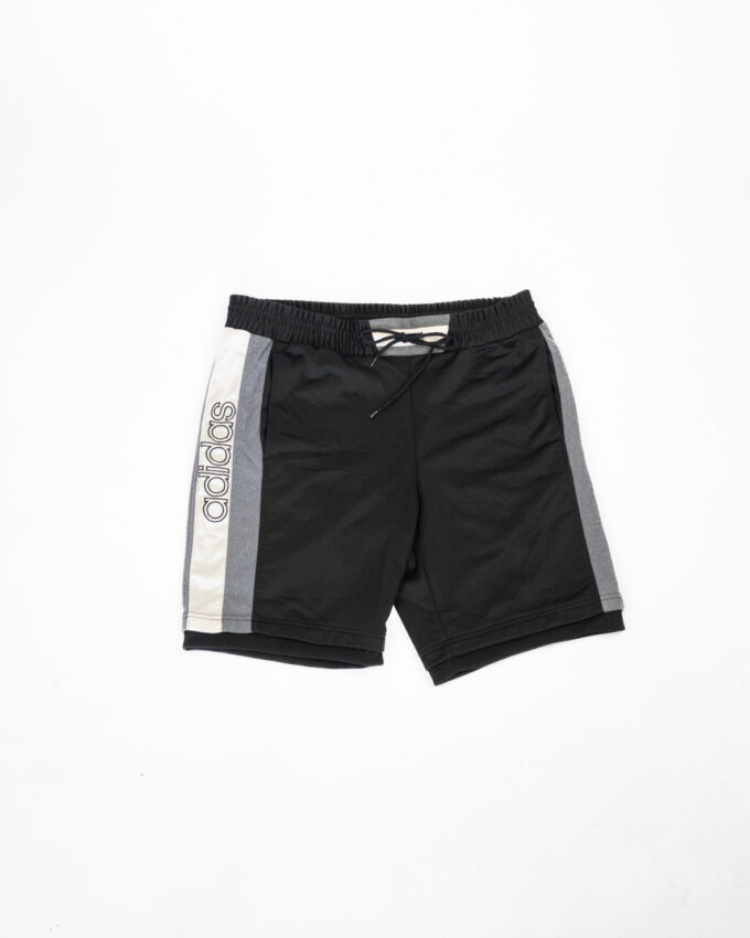 Vintage 90s Adidas Shorts – M