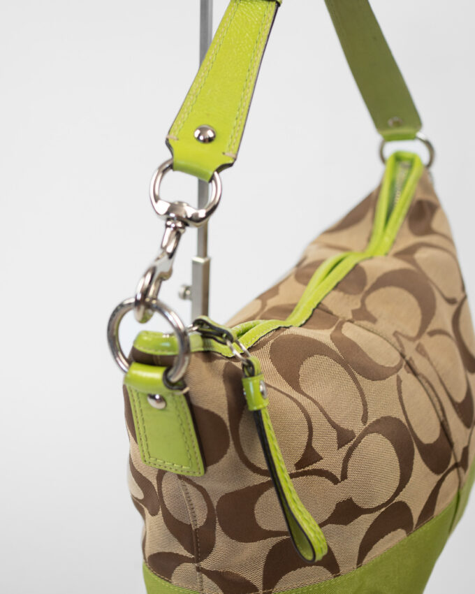 Vintage Coach Monogram Shoulder Bag – Green Details