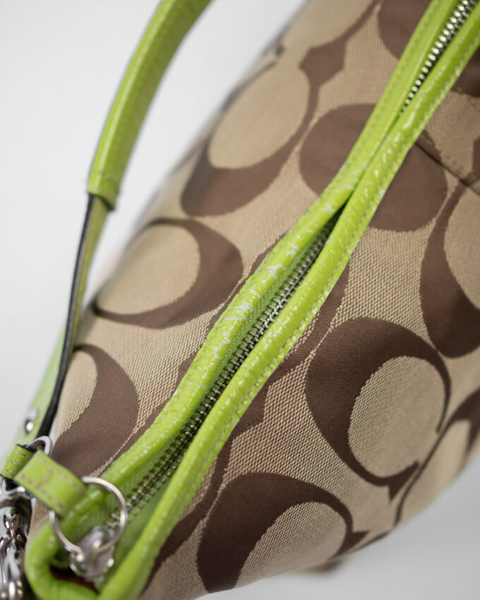 Vintage Coach Monogram Shoulder Bag – Green Details