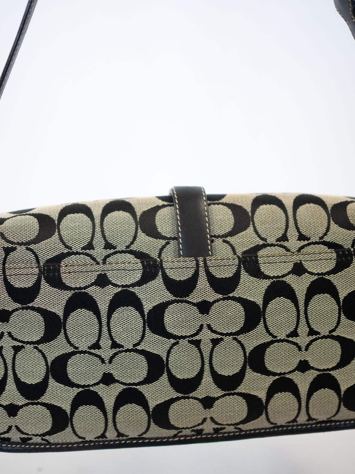 Rare Vintage Coach Monogram Shoulder Bag with Dust Bag - Image 7