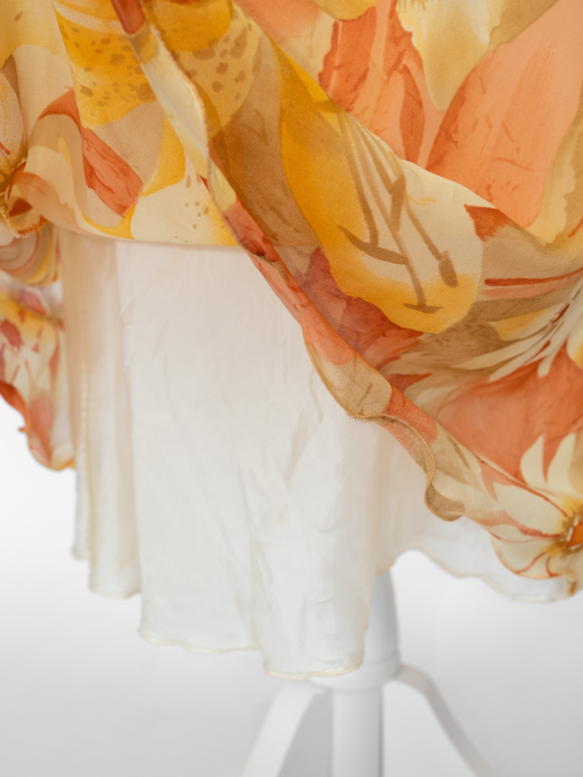 Vintage Floral Midi Dress - M - Image 5