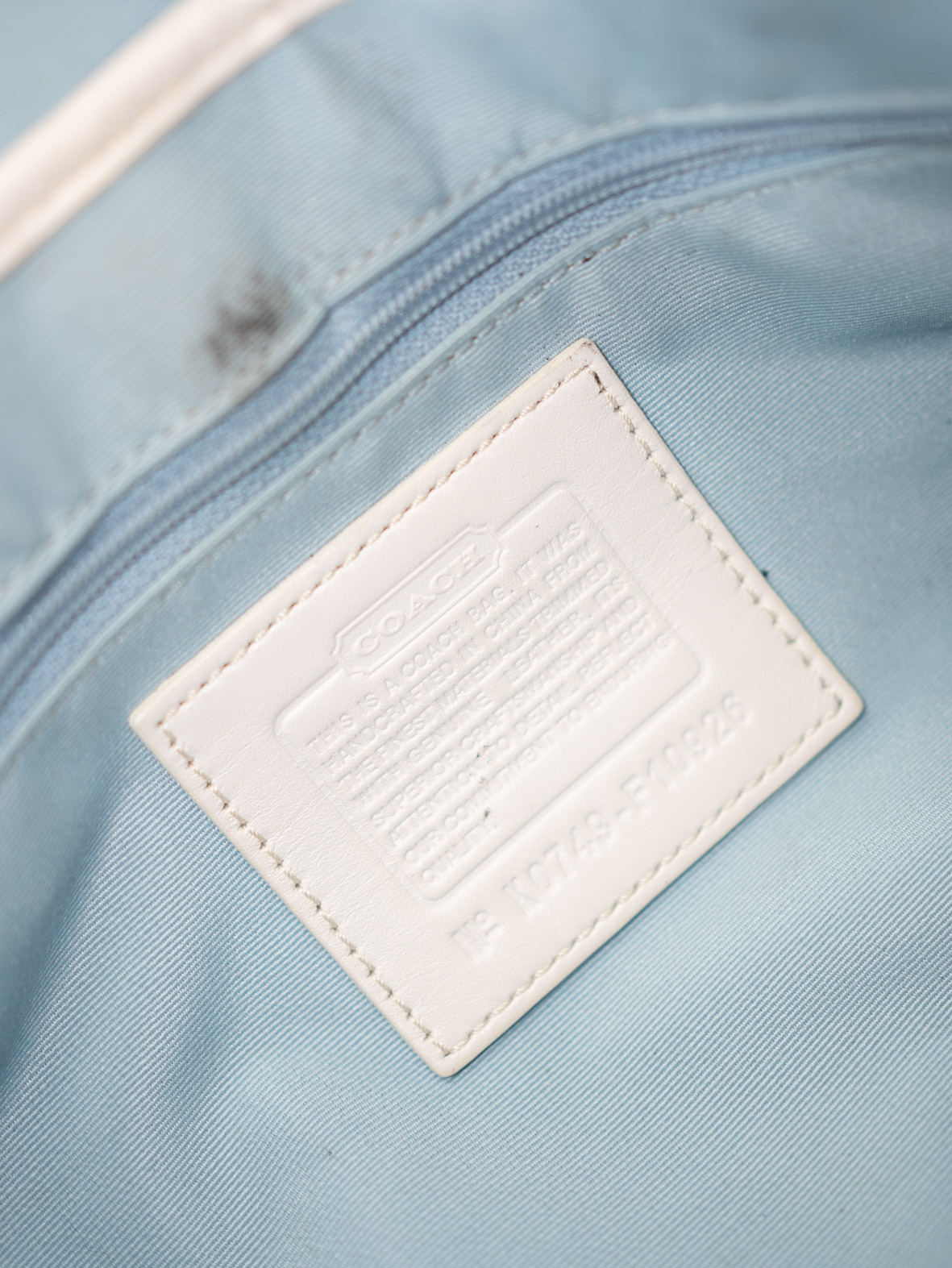 Vintage Coach Soho Pastel Blue Bag – Extremely Rare - Image 13