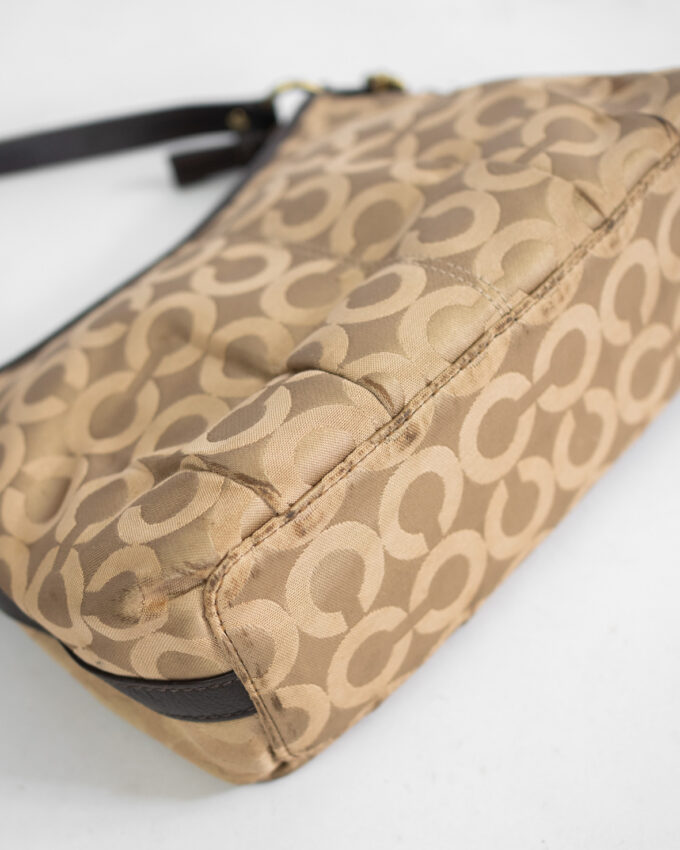 Coach Vintage Signature Shoulder Bag