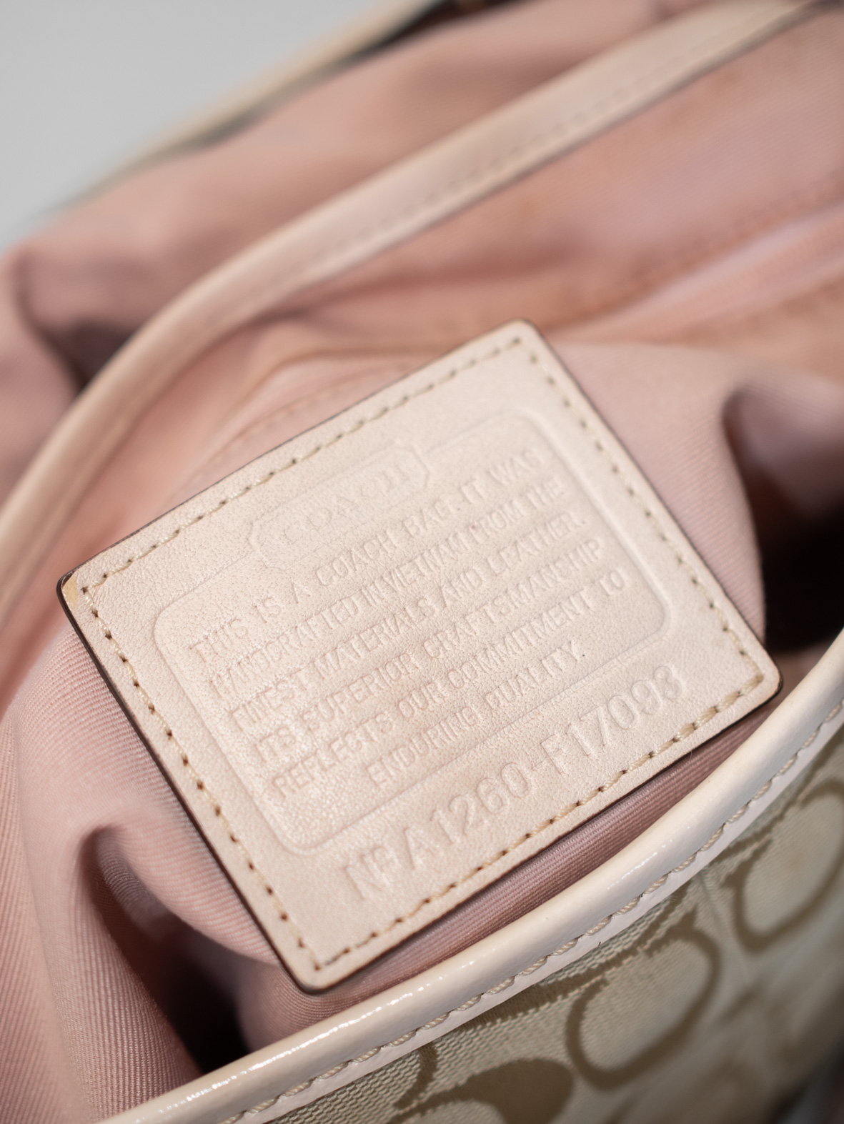 Vintage Coach Soho Monogram Shoulder - Image 7