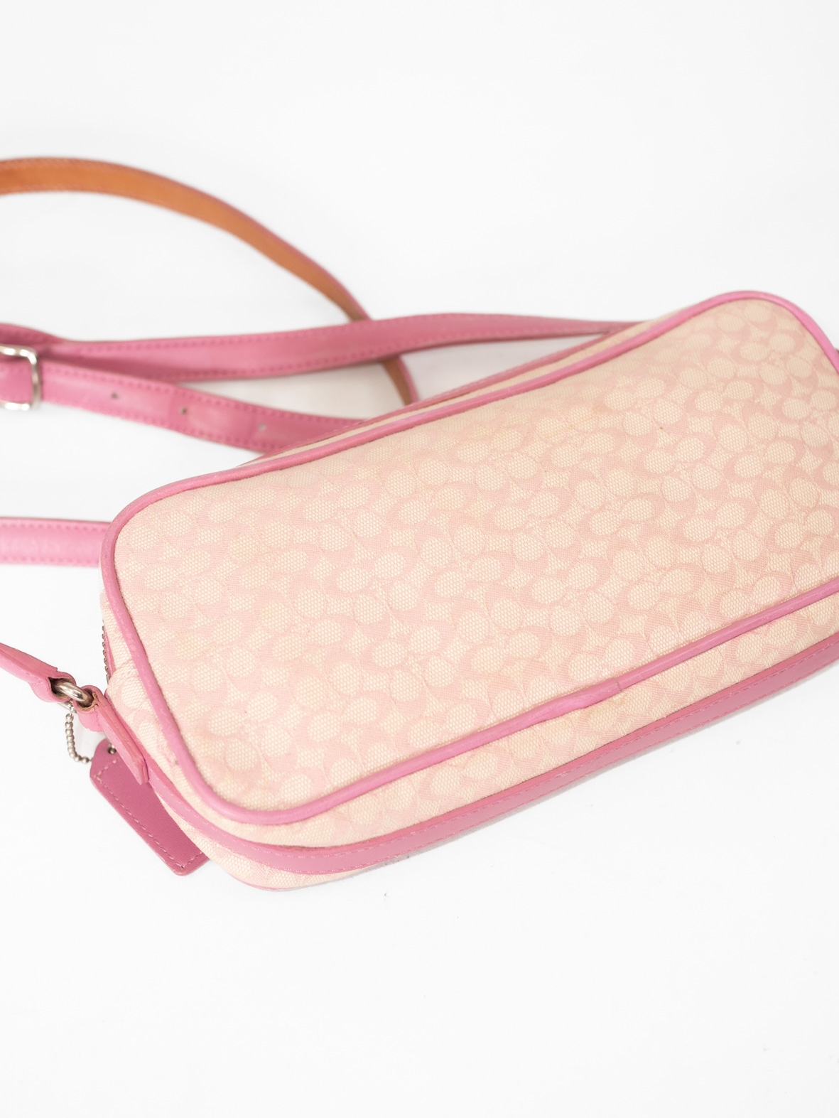 Vintage Coach Pastel Pink Mini Crossbody Bag - Image 3