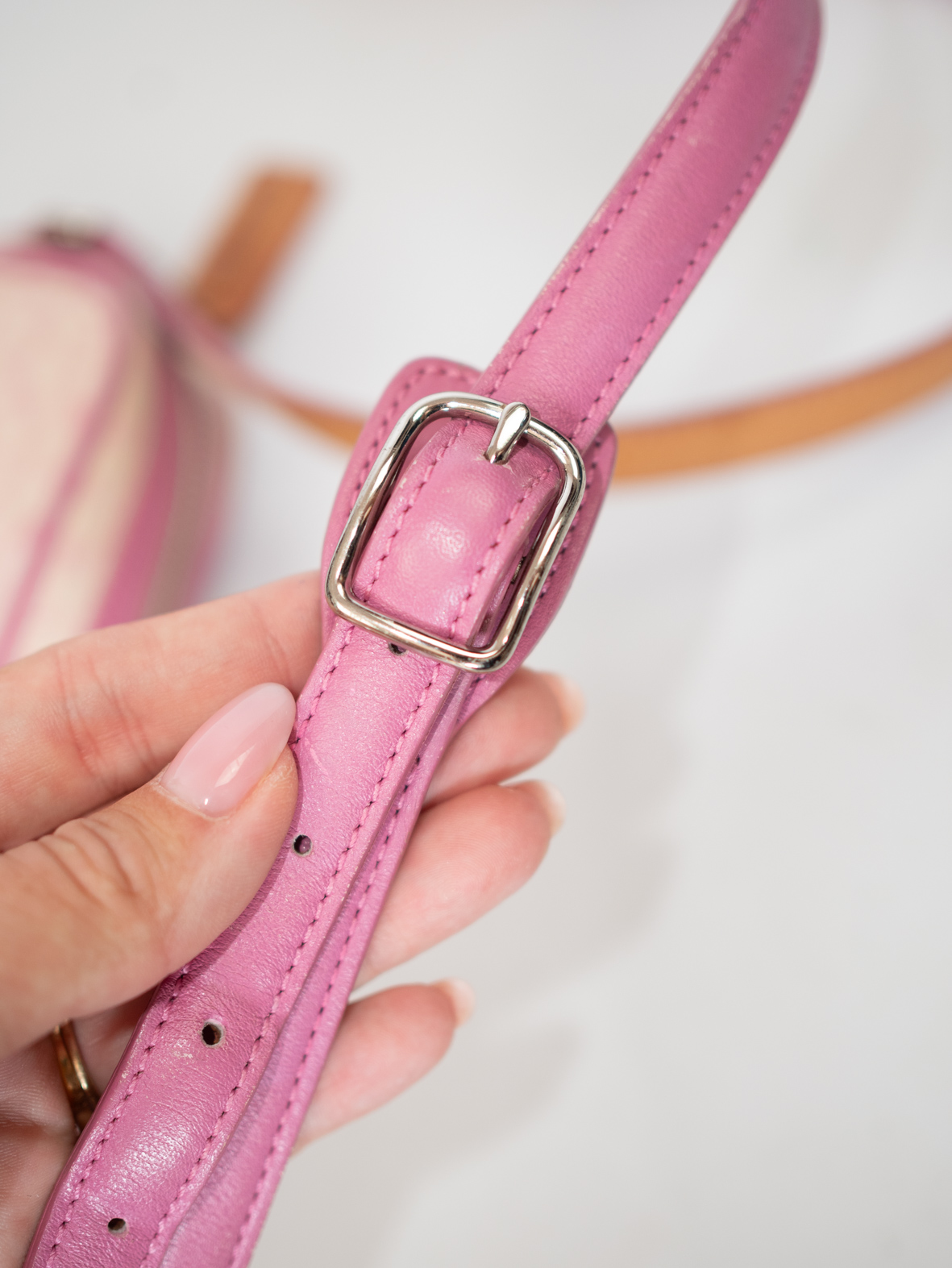 Vintage Coach Pastel Pink Mini Crossbody Bag - Image 6