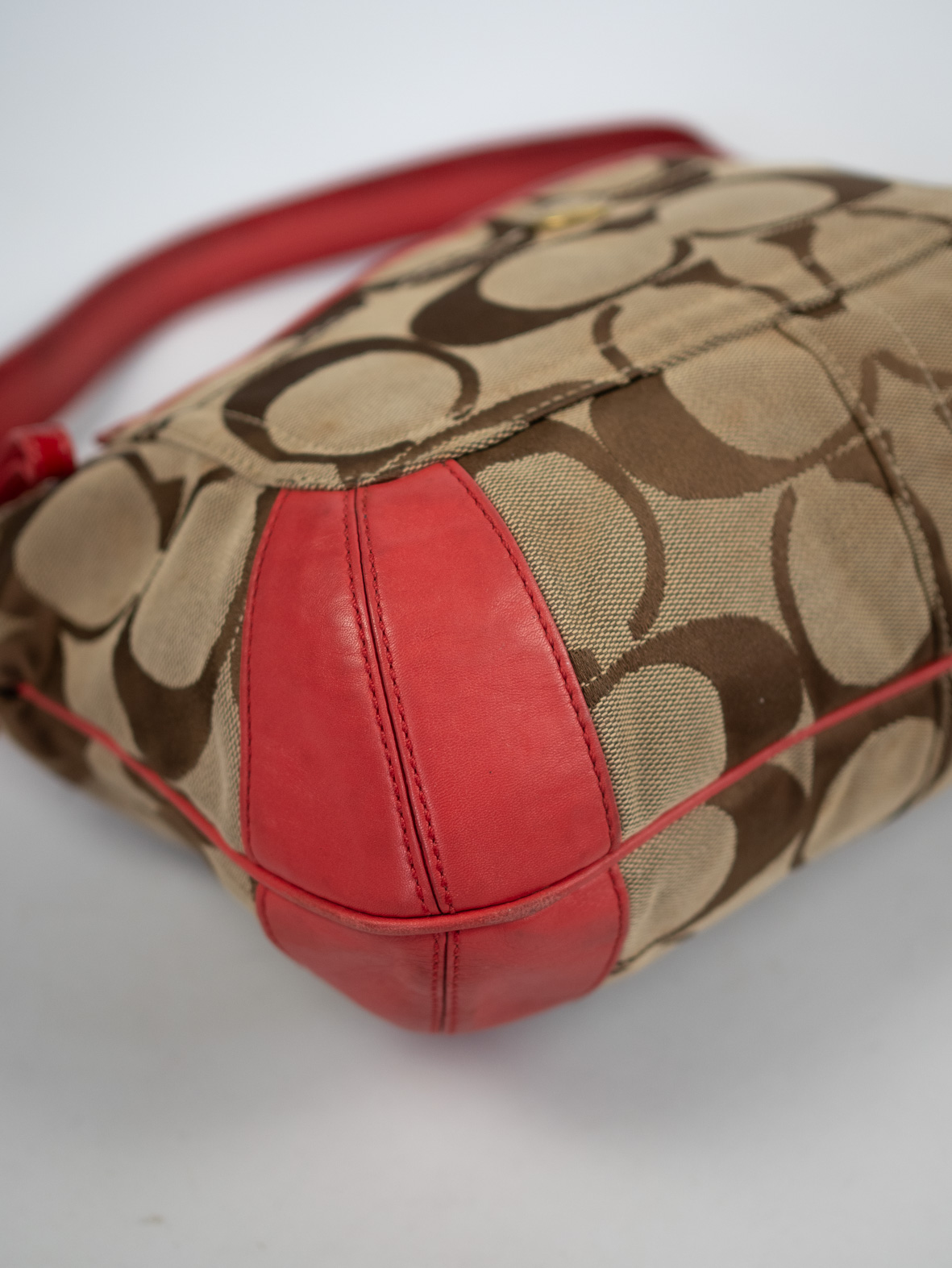 Vintage Coach Signature Hobo Bag – Red - Image 7