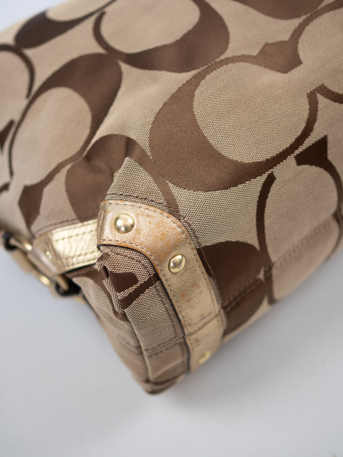 Vintage Coach Carly Monogram Bag – Gold - Image 9